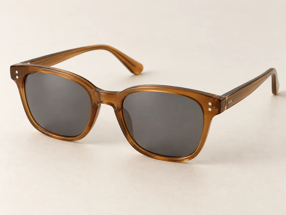 Complete amber sunglasses and smoky-gray lenses